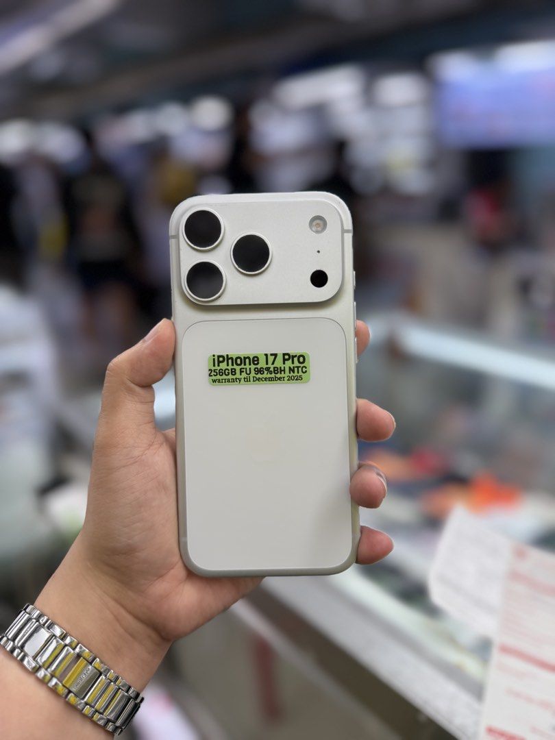 Iphone 17 Pro 256Gb 96BH no issues Openline NTC approved (Category: iPhone 17 Series) located in San Juan City. Submitted by najihahtelecomshop2018 (Listing ID 1464739718, Image 1). Description: Legit Store | Original unit FOR SALE | TRADE / SWAP ▫️INSTALLMENT thru: 🔸Credit Card (straight / installment) 🔸Ggives / Gcredit + 6% interest 🔸Spay Later + 6% interest (RFS: Buy and Sell any kinds of Gadgets) Description: iPhone 17 Pro 256GB ( other GB