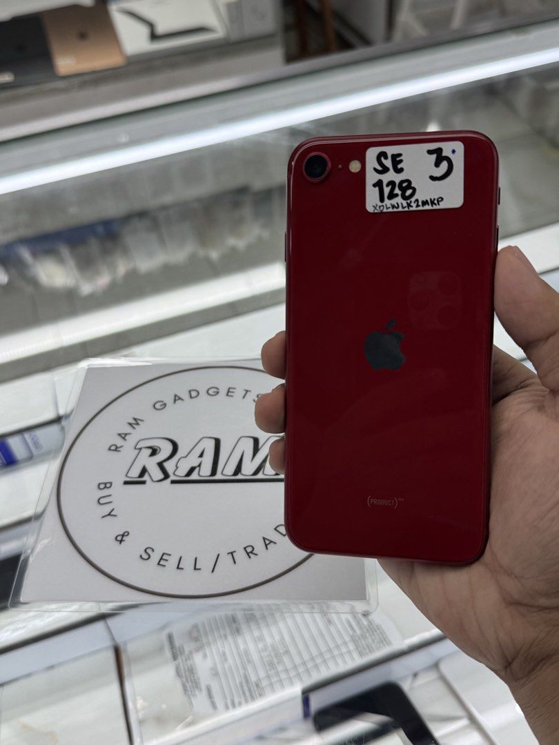 iPhone SE 3rd Gen 128GB US F.U (Category: iPhone SE Series) located in Manila. Submitted by ram-gadget-shop (Listing ID 1464631325, Image 2). Description: 📍 GREENHILLS SHOPPING CENTER 🔥 RUSH RUSH RUSH SALE! 🔥 📱 iPHONES & ANDROID PHONES FOR SALE & SWAPPING! ✨ ✅ Smooth & Fast Performance ✅ Slightly Used / Well-Maintained Units ✅ Reset to Factory Settings ✅ No Hidden Issues ✅ Free Unit Checking ✅ With Warranty 🎁 FREEBIES INCLUDED: ✅ Phone Case 