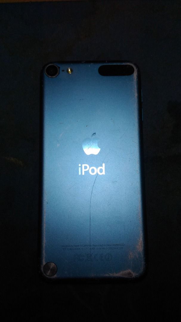 iPod Touch 5th Generation 16GB (Category: Other Gadgets) located in Bacolod City. Submitted by thespawn (Listing ID 1464578341, Image 2). Description: All functions working. May scratches at konting dents pero hindi nakakaapekto sa performance. Matagal malowbat. With charging cable..