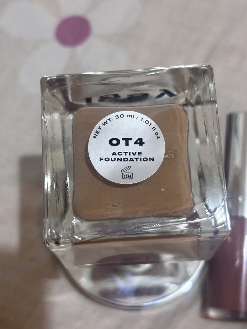 Issy Makeup Bundle Foundation, Blush, and Hydragloss (Category: Makeup) located in Bacoor. Submitted by fmax19 (Listing ID 1464753865, Image 3). Description: - Issy Active Foundation (Shade: OT4, 30ml) - Issy Creme Cheek Blush (Shade: Slap, dusty reddish rose) - Hydragloss (Shade: Cowgirl) - Condition: Lightly used (very often).