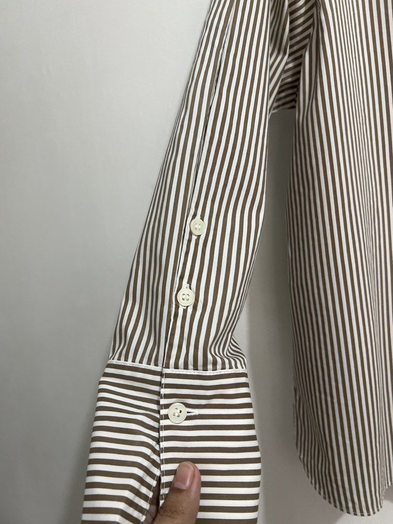 ‼️Sale‼️J BY Stripes longsleeve (Category: Longsleeves) located in Las Pinas. Submitted by gaeley (Listing ID 1464578117, Image 3). Description: HQ fabric b: 23" armpit to armpit l: 26".