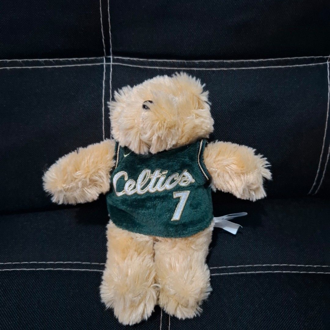 Jaylen Brown Celtics Jersey Teddy Bear (Category: Plushies & Soft Toys) located in Baliuag. Submitted by ahgashop. (Listing ID 1464658808, Image 1). Description: - Adorable teddy bear dressed in a Boston Celtics jersey. - Manufactured by FOCO (Forever Collectibles) - Features Jaylen Brown's iconic number 7. - Ideal gift for any Celtics fan or collector. - 6 inches .