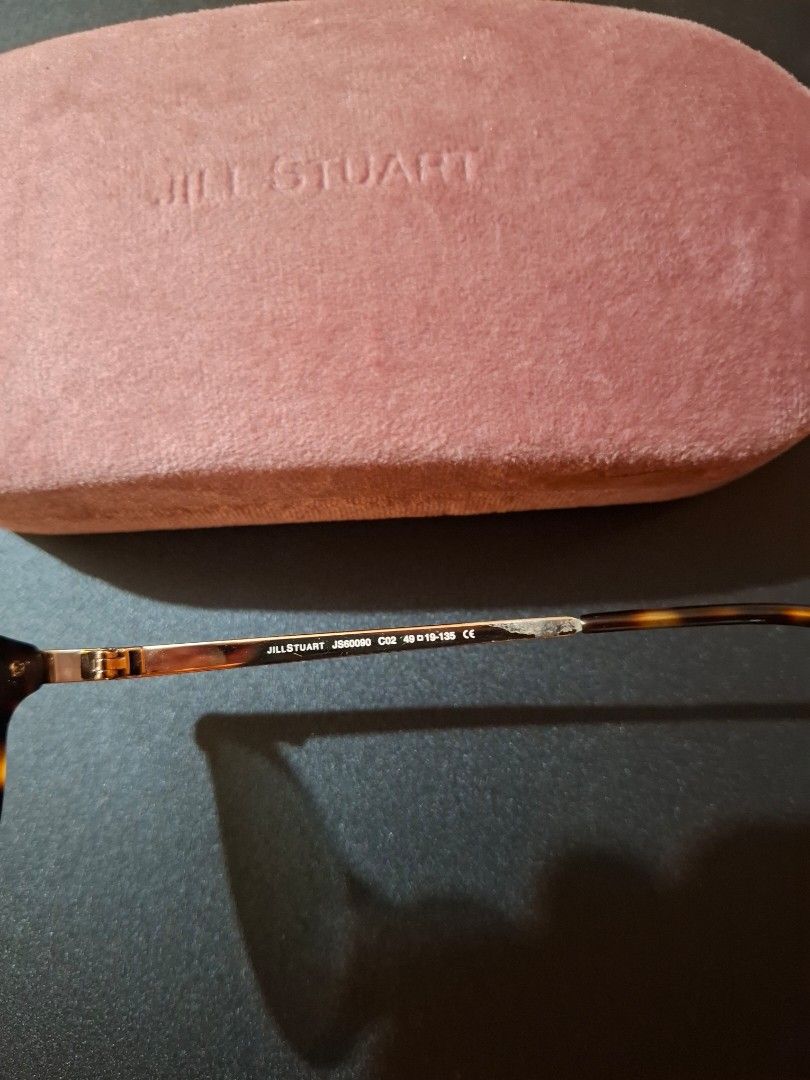 Jill Stuart Eyeglasses with Case (Category: Sunglasses & Eyewear) located in Muntinlupa City. Submitted by googoosh_collection (Listing ID 1464608458, Image 2). Description: - Authentic Jill Stuart eyeglasses - Stylish tortoiseshell pattern frames - Comes with original pink velvet case - Case features embossed 'Jill Stuart' logo - Model number: JSS60000 C02 -Replaceable lens eyeglasses MOD: Lalamove/Gogo express (Shipping fee shouldered by the bu