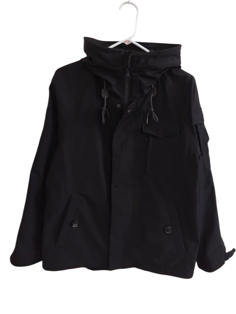 Johnbull Japan Private Labo Utility Shell Parka (Category: Coats, Jackets and Outerwear) located in Pasig City. Submitted by hustlexcurate (Listing ID 1464718645, Image 1). Description: Johnbull Japan Private Labo Utility Shell Parka Size MEDIUM Dimensions: 21X27.