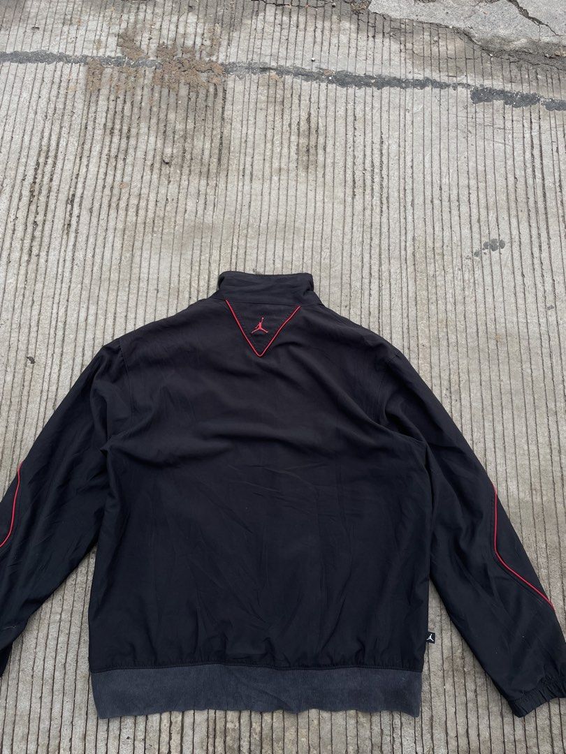 Jordan (Category: Coats, Jackets and Outerwear) located in Bula. Submitted by grindstogolds (Listing ID 1464625605, Image 3). Description: Jordan Large 25x28 Excellent .