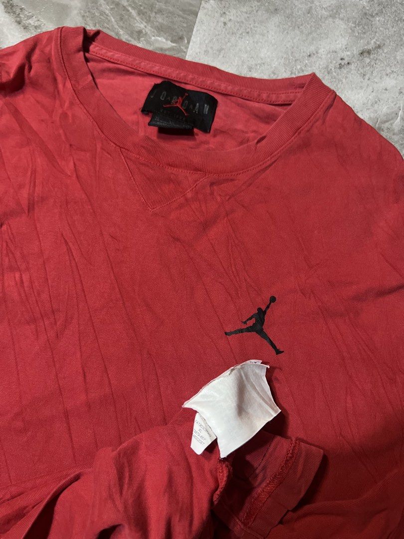 Jordan DNA t shirt (Category: Activewear) located in Butuan. Submitted by arahukay.ph (Listing ID 1464704311, Image 3). Description: Excellent condition no issue dm for more details .