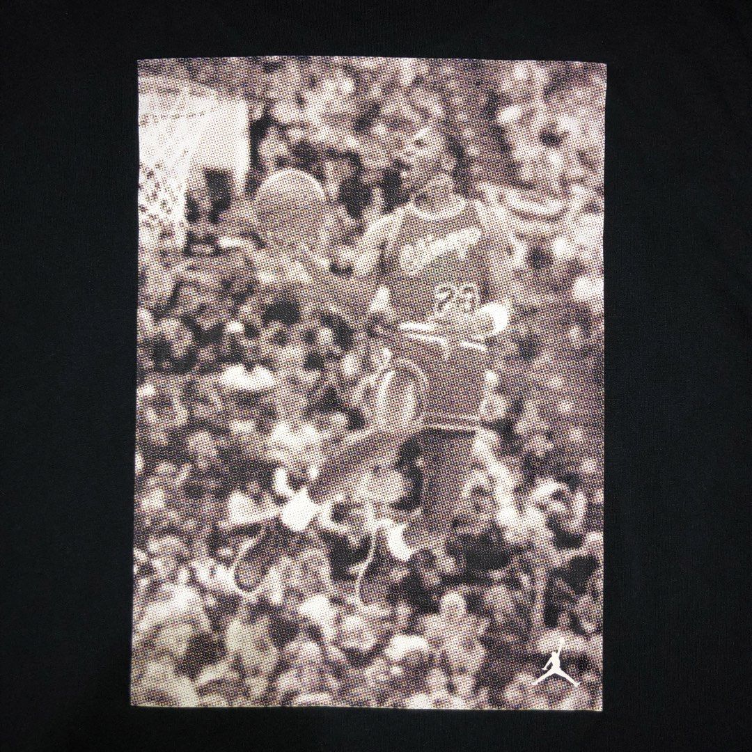 Jordan Graphic tee (Category: Tshirts & Polo Shirts ) located in Dasmarinas. Submitted by cornyxmessy (Listing ID 1464587612, Image 3). Description: width - 22 length - 30.