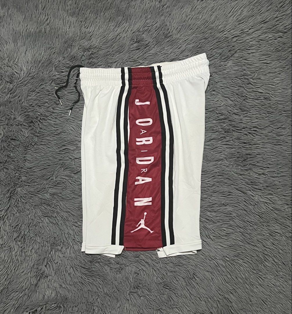 Jordan HBR Quick Dry Breathable Short (Category: Activewear) located in Tuguegarao City. Submitted by preowned_curation (Listing ID 1464683570, Image 1). Description: Jordan HBR Quick Dry Breathable Short Medium Waist: 28-30 safe to stretch to 34 Length: 19” Leg opening: 11” Presentable to wear 650 + SF.
