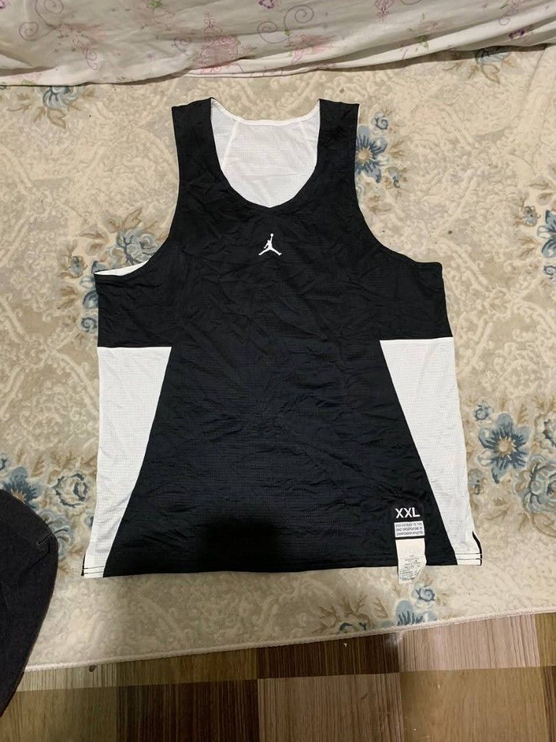 Jordan reversible (Category: Activewear) located in Bula. Submitted by justinejar75338 (Listing ID 1464732863, Image 1). Description: T Jordan Dri-FIT Reversible Basketball Tank Top size 2xl on tag L to xl fitting only excellent condition no issue need wash only color rate 9.5/10 550 free shipped 📩📩📩.