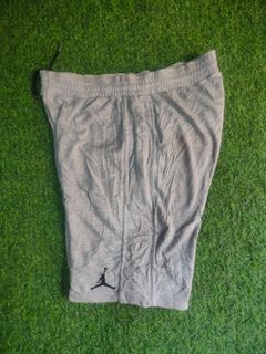 (Category: ) located in . Submitted by thriftnidiegz (Listing ID 1464580809, Image 1). Description: .