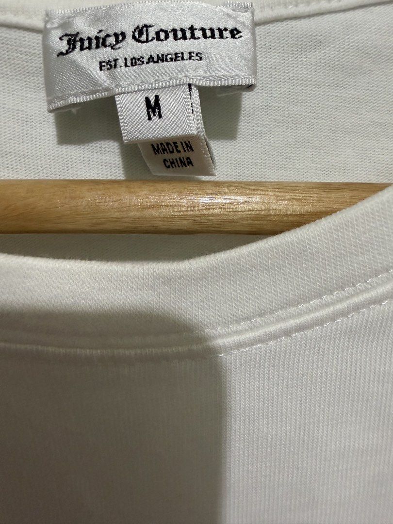 Juicy Couture Tees (Category: Shirts) located in Quezon City. Submitted by pateeangel (Listing ID 1464604618, Image 2). Description: 📍no flaws 📍needs washing 📍medium on tag (runs big) 📍width: 21" / Length: 27".
