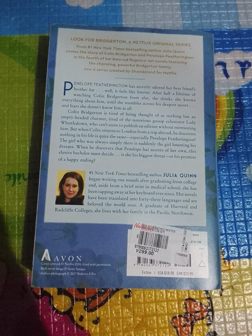 Julia Quinn (Category: Storybooks) located in Bambang. Submitted by axela21 (Listing ID 1464735537, Image 2). Description: Like New Condi.