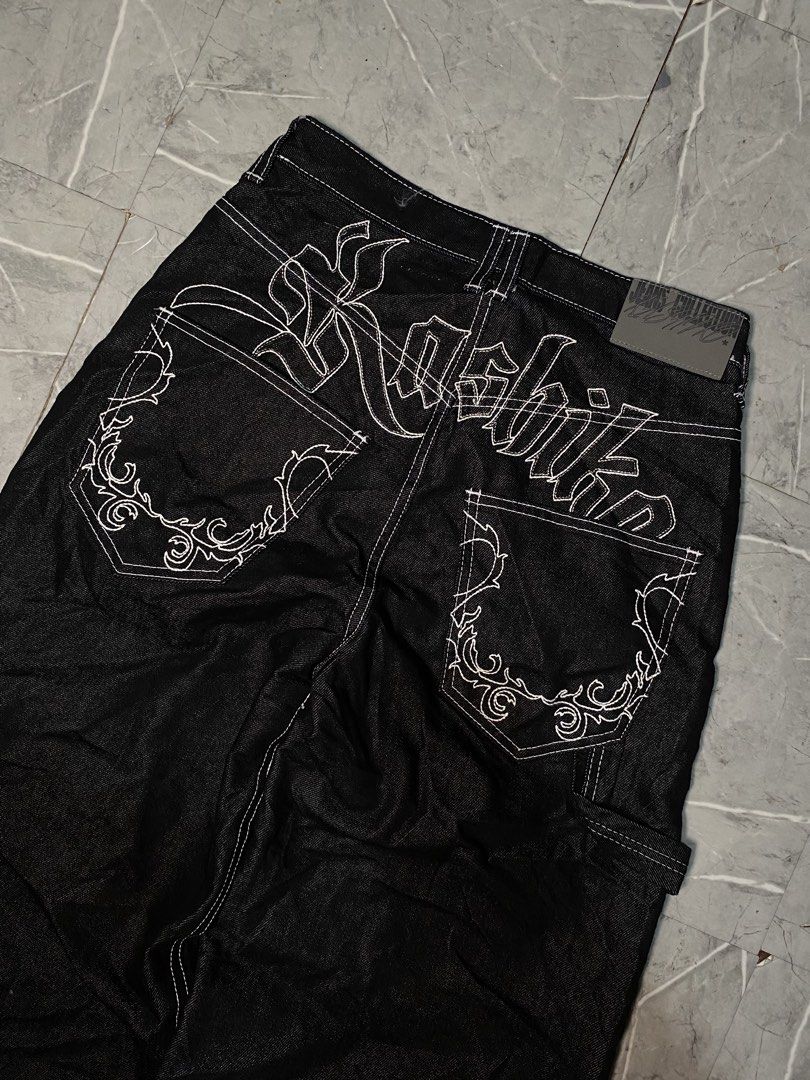 kashiko (Category: Jeans) located in Bago City. Submitted by mary-joy3 (Listing ID 1464663285, Image 3). Description: kashiko jeans women hard embriod no issue like new talaga size 26-27 hem 10.5 length 38.