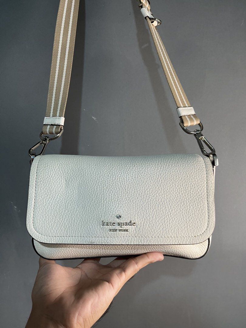 KATE SPADE (Category: Announcements) located in Palo. Submitted by marllennon (Listing ID 1464688351, Image 1). Description: Authentic 100% Good condition No issue dn if interested Location : Palo leyte.