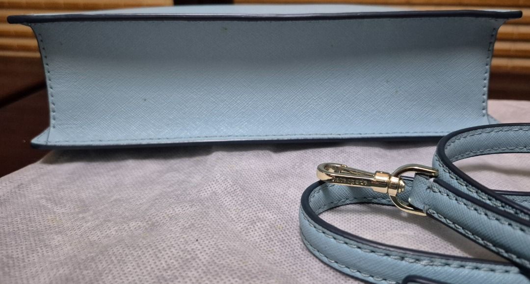 Kate Spade Crossbody Bag (Category: Cross-body Bags) located in Quezon City. Submitted by ginny_preloved (Listing ID 1464670259, Image 3). Description: Shoulder Strap Drop 21" Handle Drop 5.75" Height 6.25" Width 9" Depth 1.75" Decluttering Can be gifted Very expensive in retail! Around 15k!.