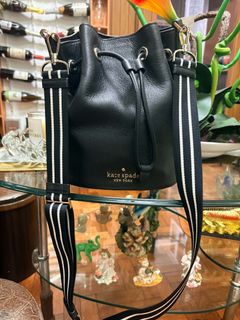 (Category: ) located in . Submitted by emem.pre.owned.ph (Listing ID 1464585784, Image 1). Description: .