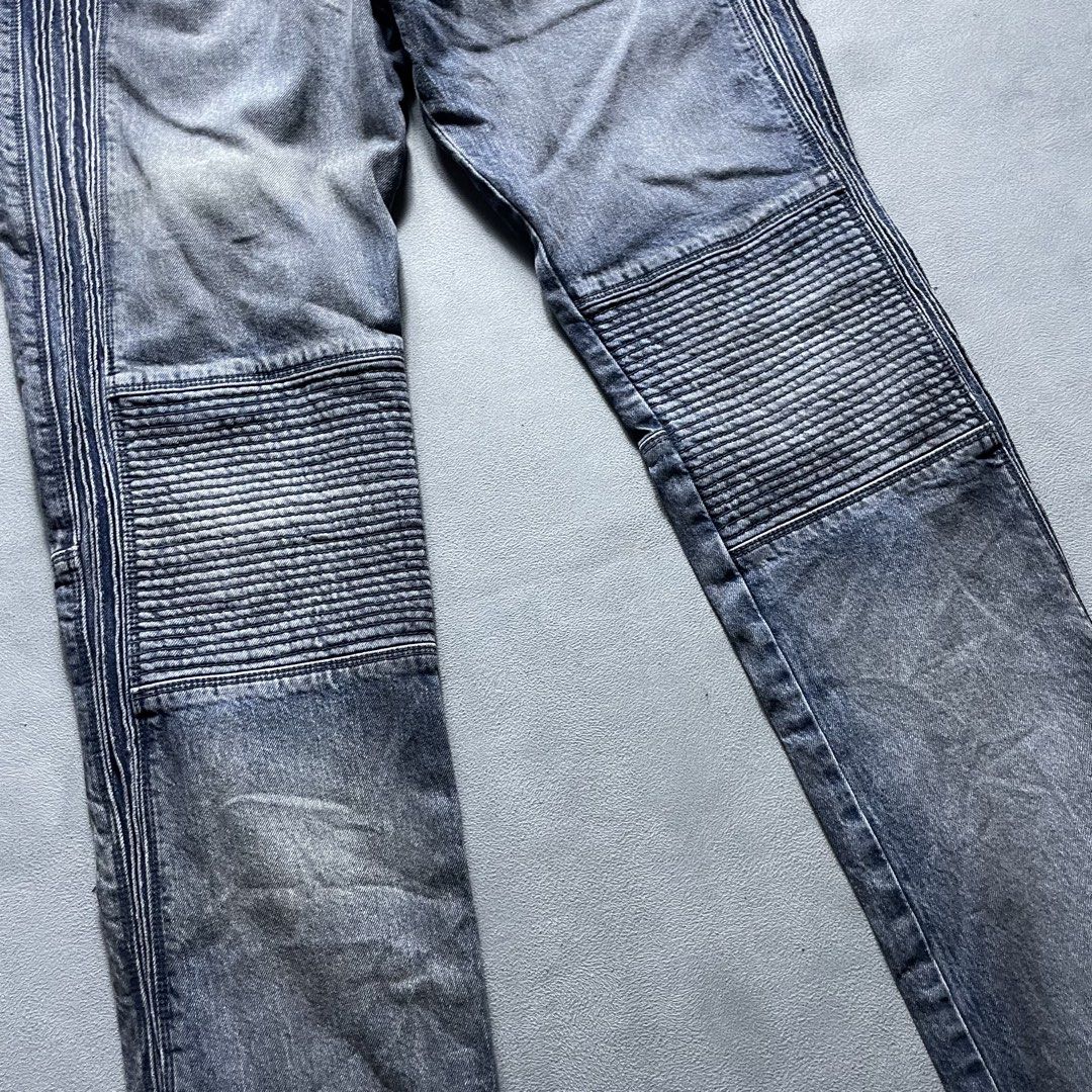 KENZO BIKER DENIM PANTS (Category: Jeans) located in Manila. Submitted by revise.ph_ (Listing ID 1464754264, Image 3). Description: KENZO BIKER DENIM PANTS Made in ITALY Tagged Size :34 Dimension Waist:36-38 Length:46 Inseam:37 Rise:10 Leg opening:7.3 No issue Price:3,500 Free shipping via JNT .