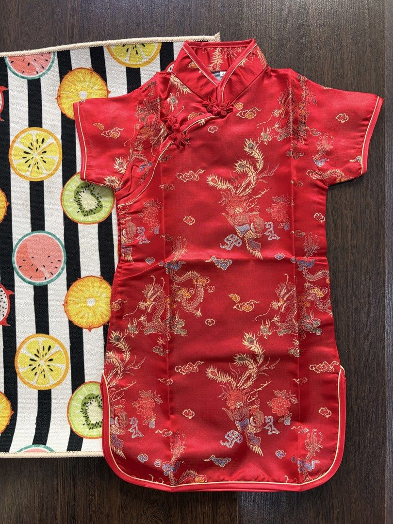 Kids Chinese costume (Category: Babies & Kids Fashion) located in Manila. Submitted by thekidshop (Listing ID 1464686985, Image 1). Description: Brand new Authentic Size 4.