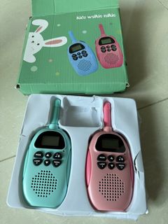 Baofeng UV-5R 對講機 連充電座 行山 露營 戶外通訊 Walkie Talkies , 手提電話, 對講機 - Carousell