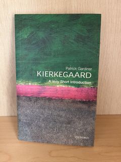 （分類：）位於 。 由 wine.books 提交（商品編號 1464618938，圖片 1）。簡介： 。