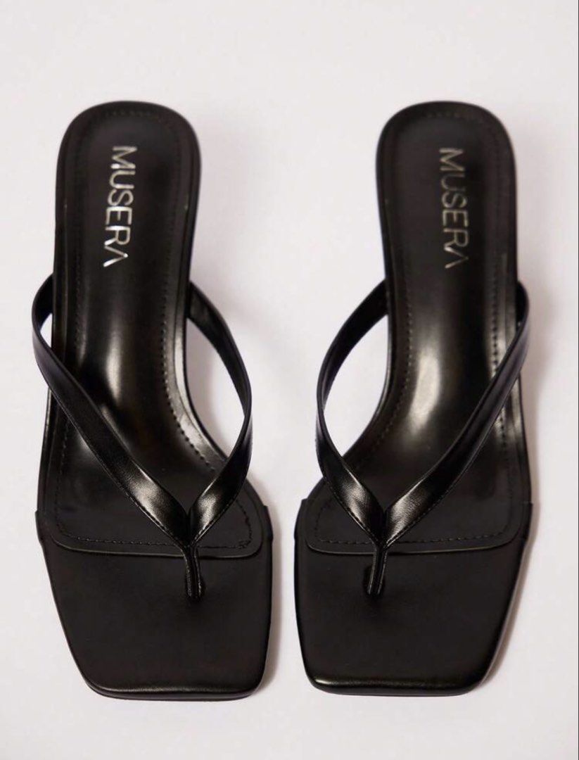 Kitten heels (Category: Heels) located in Mariveles. Submitted by itskaths98 (Listing ID 1464630644, Image 2). Description: Brandnew never been use! Size 6 (23cm).