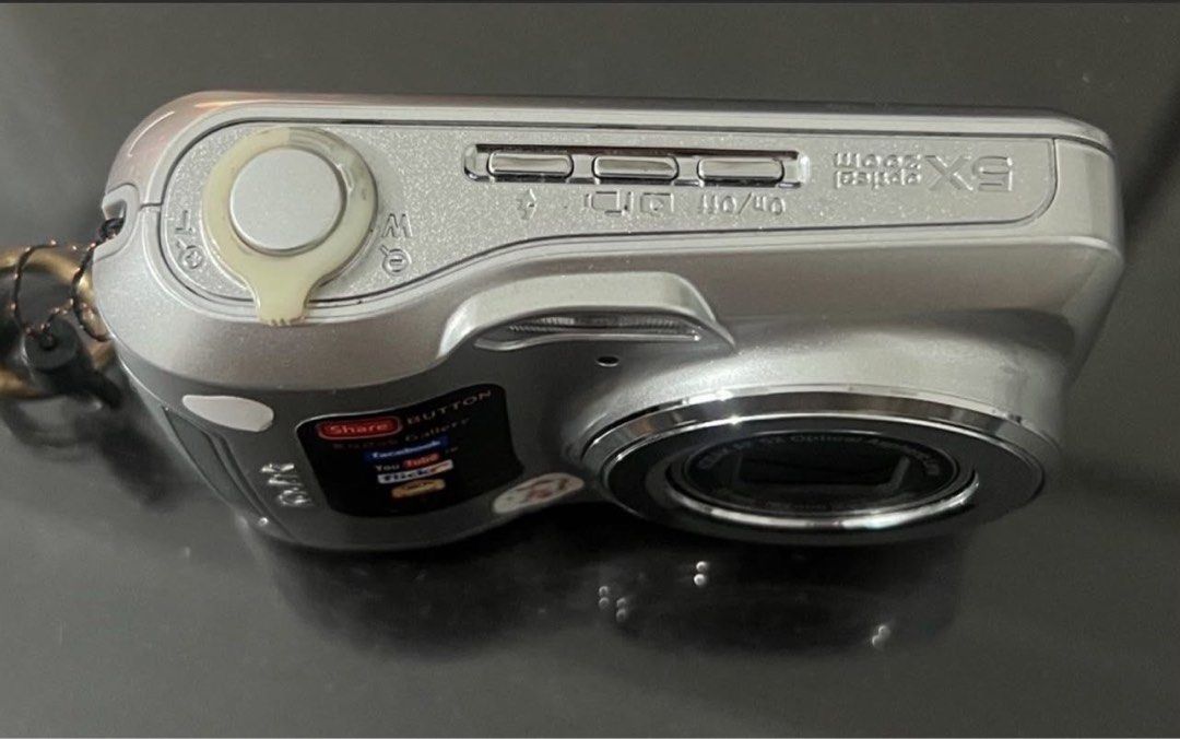 Kodak Easyshare C19514 Mega Pixels (Category: Cameras) located in Caloocan City. Submitted by sebaesic (Listing ID 1464586333, Image 2). Description: Kodak Easyshare C19514 Mega Pixels - free 32 gb sd card - no issues - 14 Mega Pixel.