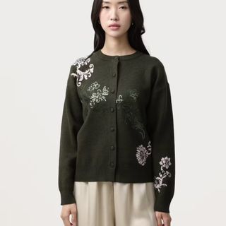 (Kategori: ) berada di . Dikirim oleh gitacloset_ (ID iklan 1464608701, Gambar 1). Deskripsi: .