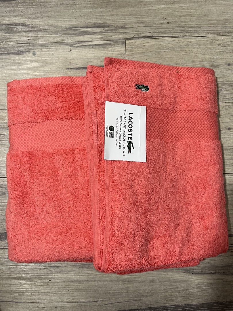 LACOSTE BATHTOWELS (Category: Bath) located in Baguio. Submitted by kyrawang22 (Listing ID 1464666661, Image 2). Description: .
