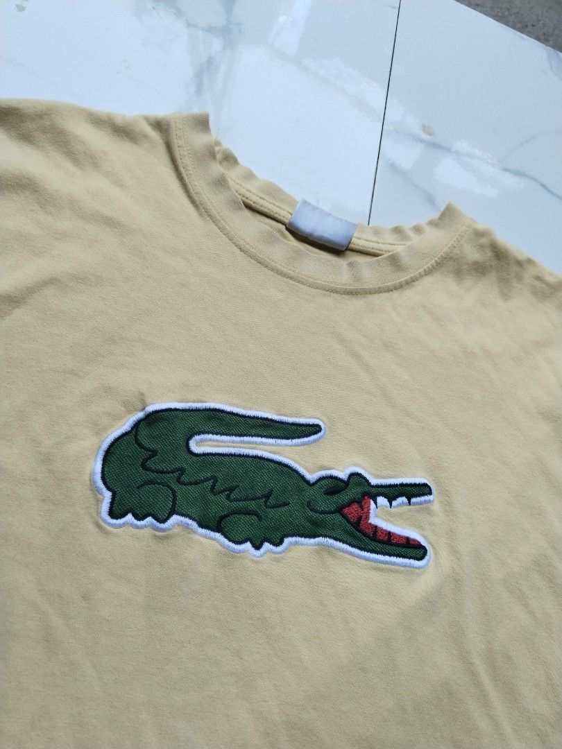 LACOSTE BIG LOGO YELLOW (Category: Formal Shirts) located in Iloilo. Submitted by raydelcanomay (Listing ID 1464618401, Image 2). Description: LACOSTE BIG LOGO YELLOW Size - L on tag Dimes - W20 L24 Colorate - 9.5 Condition - Excellent Tags - complete Issue - minor yellow stain and lints Price - 600!!.