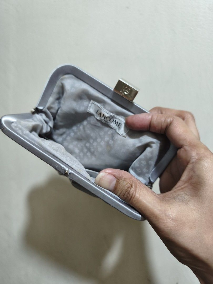 Lancome (Category: Clutches) located in Quezon City. Submitted by uydaisy1979 (Listing ID 1464611318, Image 3). Description: .