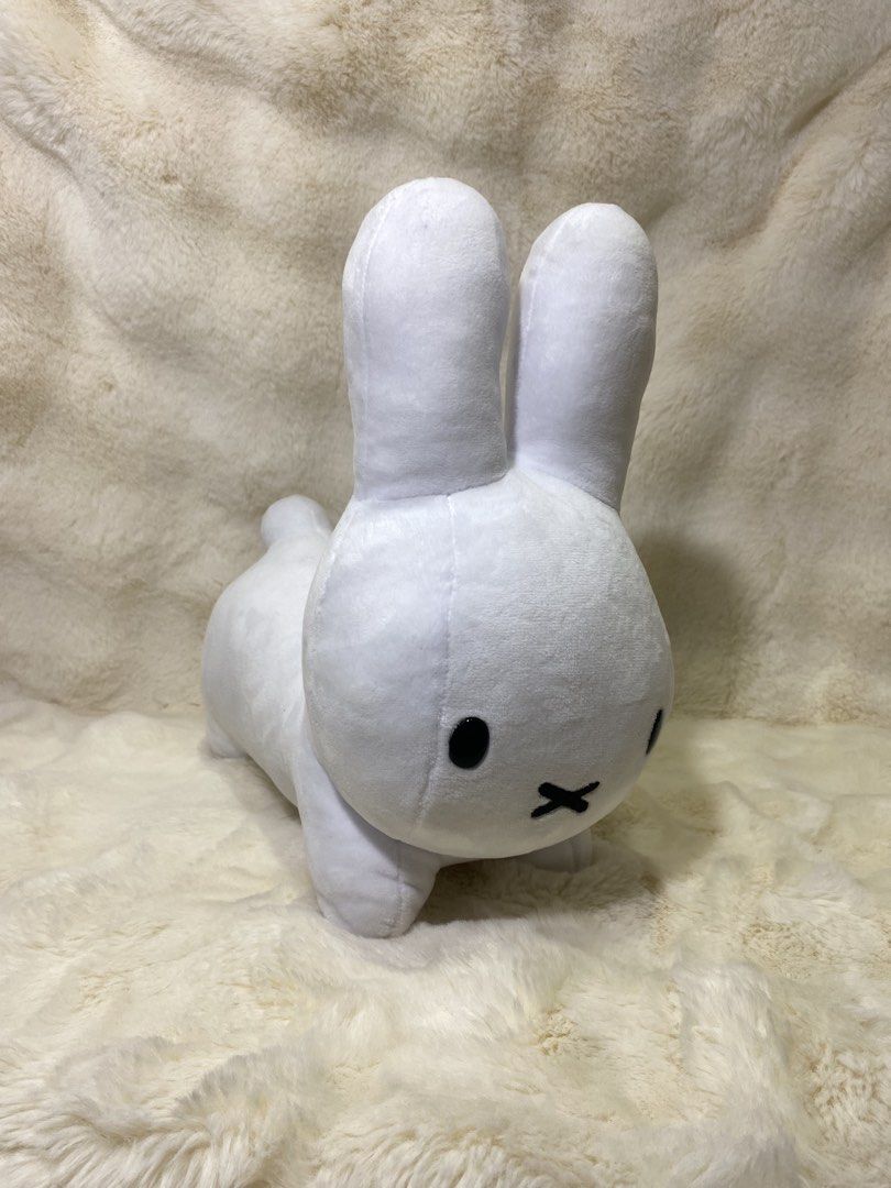 Leaping Miffy plush (Category: Plushies & Soft Toys) located in Kalibo. Submitted by ollie_stuffshop (Listing ID 1464579000, Image 1). Description: 30cm x 14cm x 30cm Before you send your inquiries: ❗️Last Price is already posted ❗️Manage your expectations, WYSIWYG ❗️May need washing ❗️Dropoff is every Wednesday & Sunday.