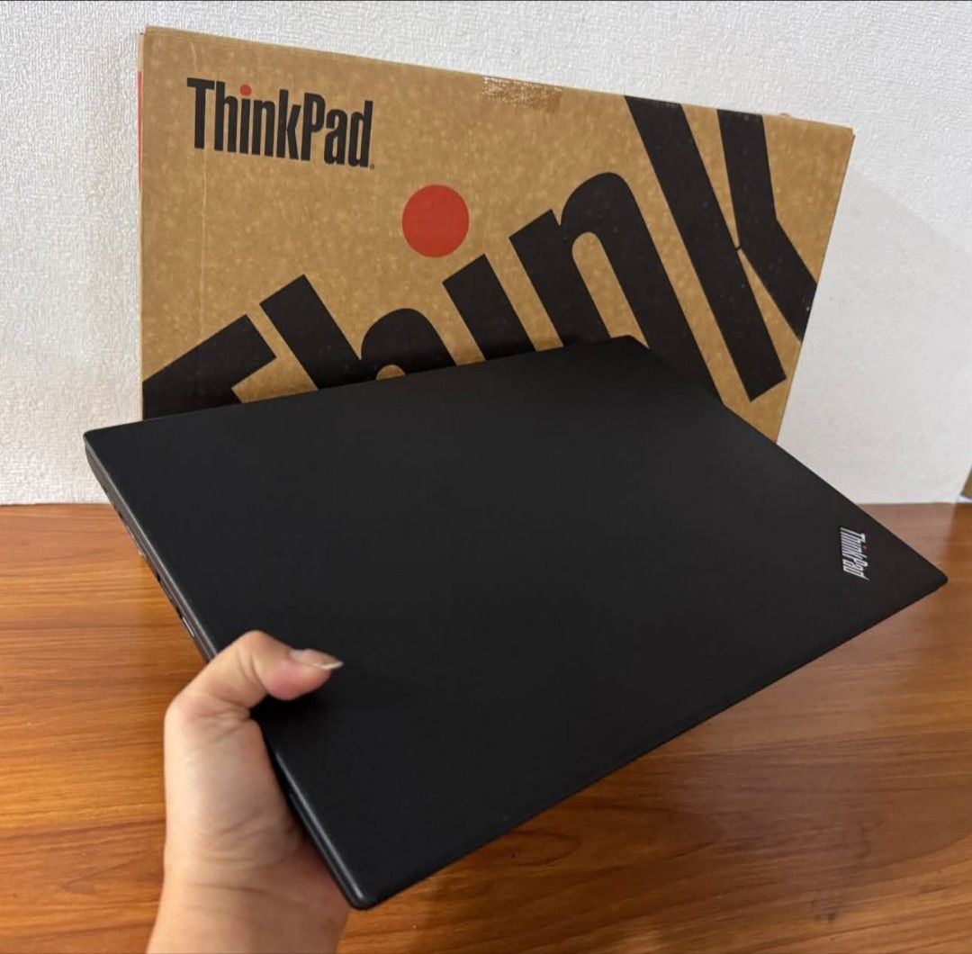 🎯LENOVO THINKPAD P14s 🎯 (Category: Laptops & Notebooks) located in Manila. Submitted by lonelyme_1986 (Listing ID 1464718696, Image 3). Description: ‼️TOUCHSCREEN with MID GAMING ‼️ 📌 I7 10TH GEN BACKLIT KEYBOARD LAPTOP FOR SALE📌 (6PCS AVAILABLE ) PRICE: 19999 👉16/256 🎯LENOVO THINKPAD P14s 🎯 CORE I7 -10610U CPU @2.30GHz (10TH GENERATION) 256SSD 16GB MEMORY DUAL HARDISK 8.1GB INTEL UHD GRAPHICS 10GB NVIDIA QUADRO P520 BUILT-IN CAMERA WIFI R