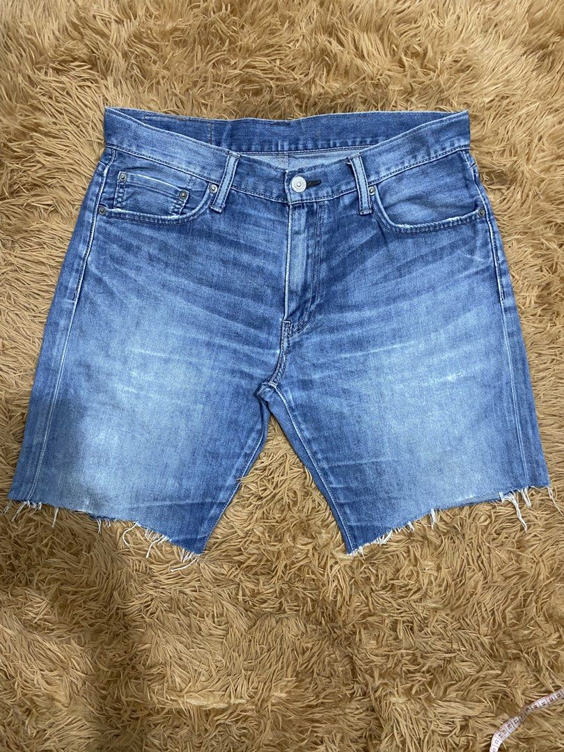 Levi's 504 (Category: Shorts) located in Marikina City. Submitted by andreioruga (Listing ID 1464741559, Image 1). Description: W32 L34 actual length - 17 hem - 18 dm sa ibang details pwede videocall with item! 📩.