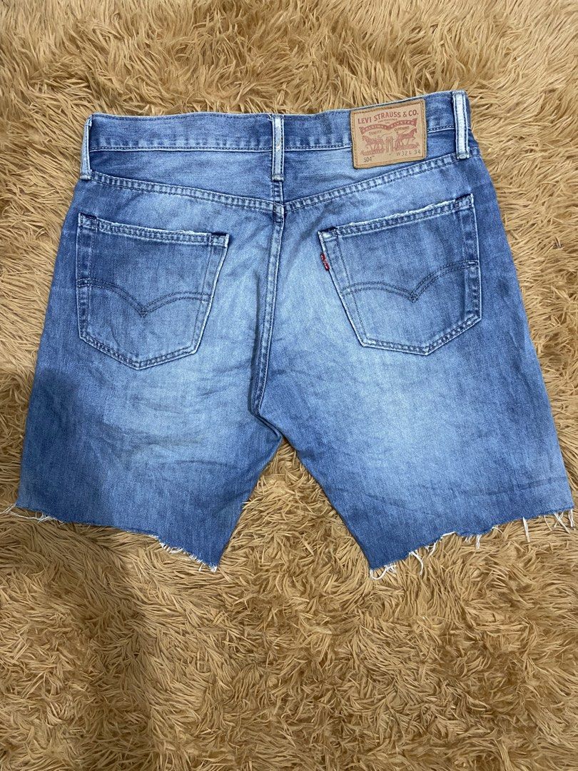 Levi's 504 (Category: Shorts) located in Marikina City. Submitted by andreioruga (Listing ID 1464741559, Image 2). Description: W32 L34 actual length - 17 hem - 18 dm sa ibang details pwede videocall with item! 📩.