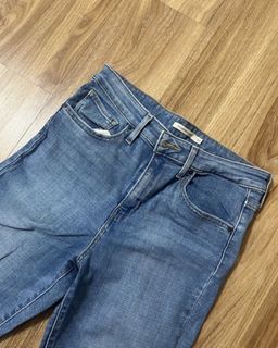 (Category: ) located in . Submitted by clothesrealm (Listing ID 1464725575, Image 1). Description: .