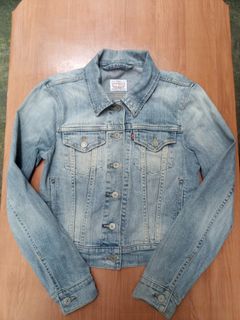 (Category: ) located in . Submitted by goodluckythrifty (Listing ID 1464712944, Image 1). Description: .