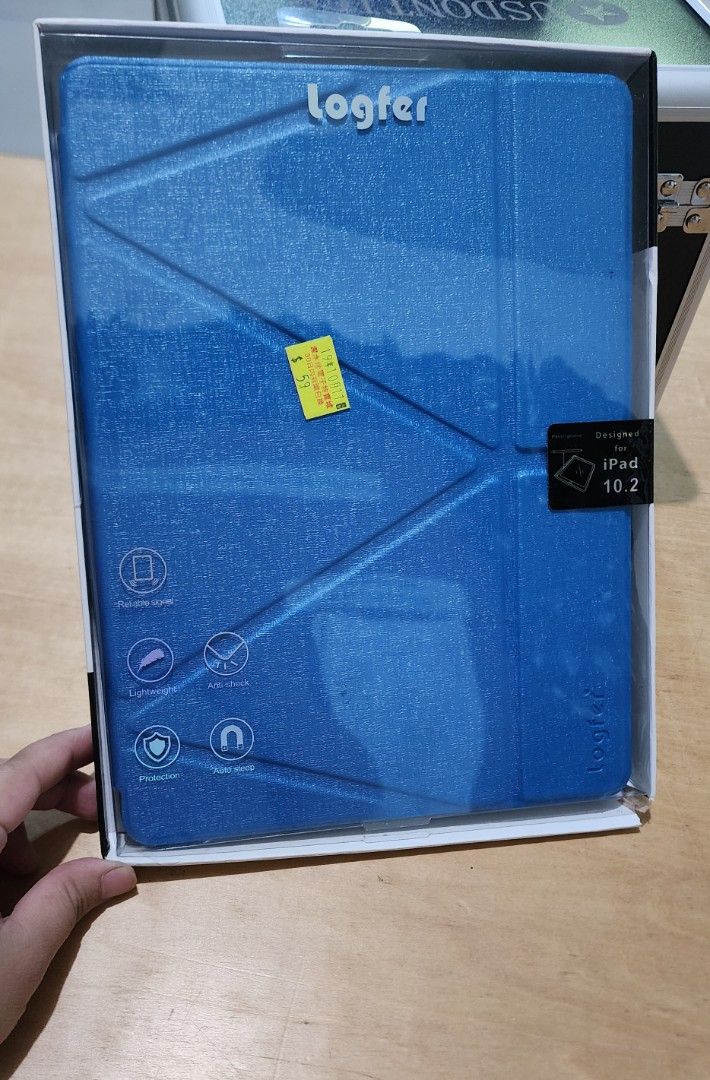 Logfer Ipad case designed for 10.2 (Category: Cases & Sleeves) located in Baguio. Submitted by coffeesilvershadow_28 (Listing ID 1464735898, Image 1). Description: - From HK box - Brand new, nabuksan lng po - blue Logfer leather flip cover case designed for the iPad 10.2-inch (7th, 8th, or 9th generation) - Baguio dropping - Jnt shipping- Paymnet first plus sf before shipping.