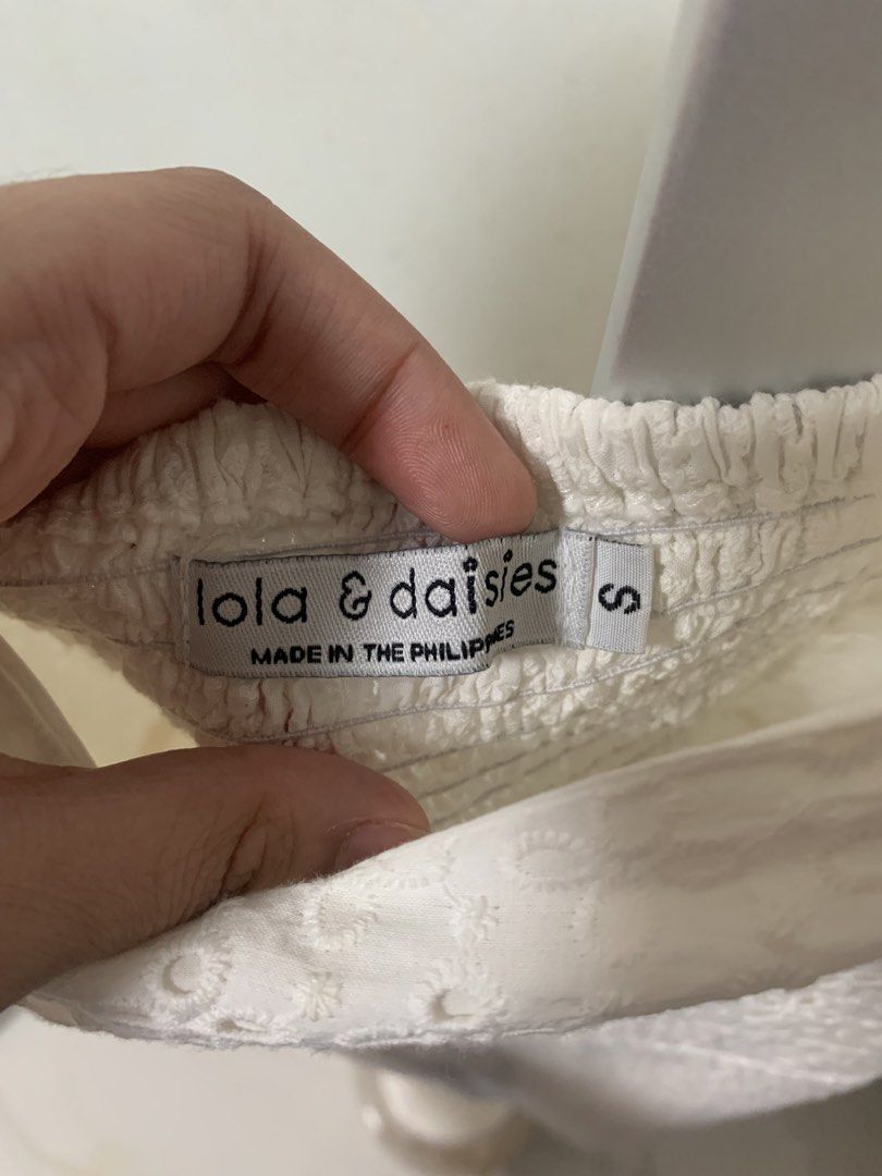 Lola and Daisies Dress (Category: Dresses) located in Marikina City. Submitted by x1nya (Listing ID 1464553767, Image 2). Description: .