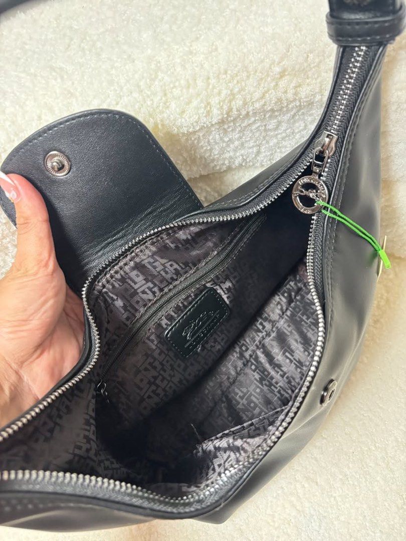 Longchamp Hobo Bag (Category: Shoulder Bags) located in Guinobatan. Submitted by jadieee_young22 (Listing ID 1464626438, Image 2). Description: Longchamp Hobo Bag • fresh from 🇻🇳 • with 2 straps • actual photos | what you see is what you exactly get! • shipping nationwide via tiktok co.