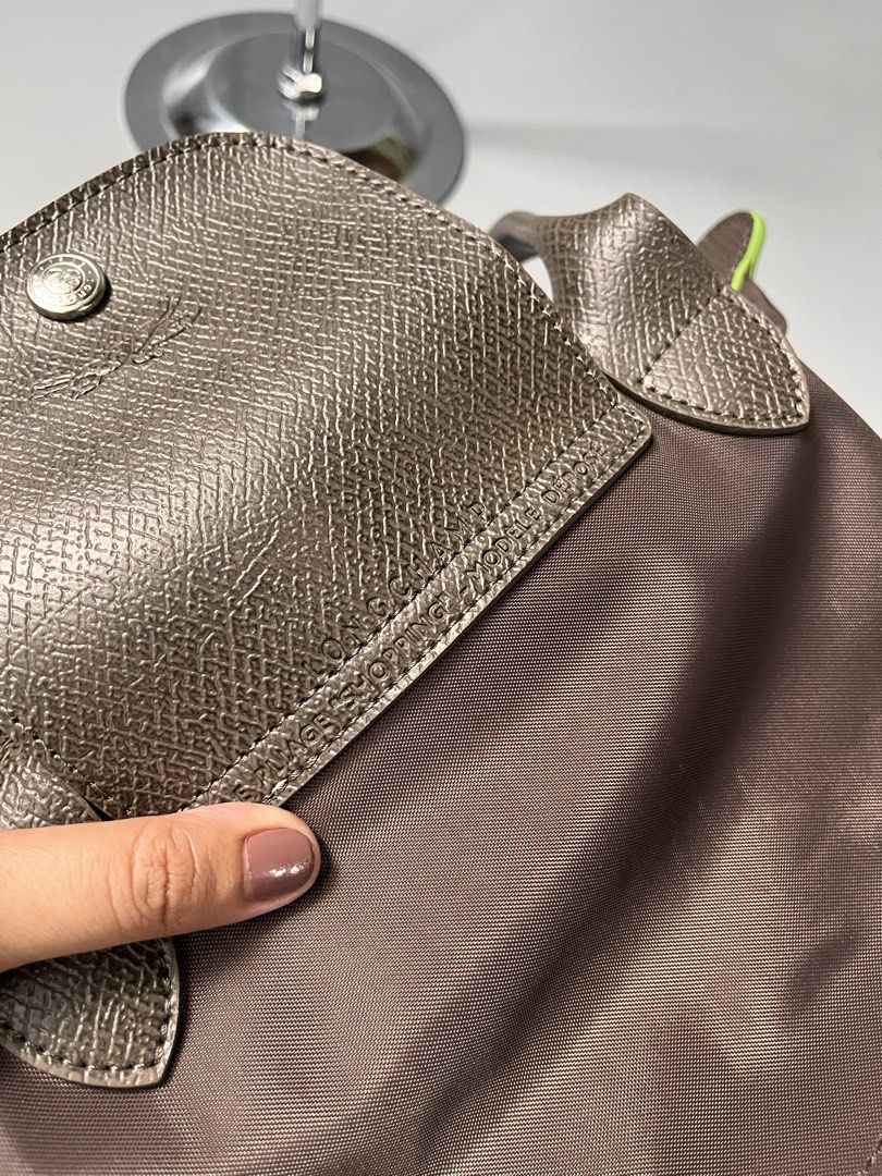 Longchamp terra mocha (Category: Tote Bags) located in San Jacinto. Submitted by kellysthrift_ (Listing ID 1464598854, Image 2). Description: Terra mocha longhandle Lc.
