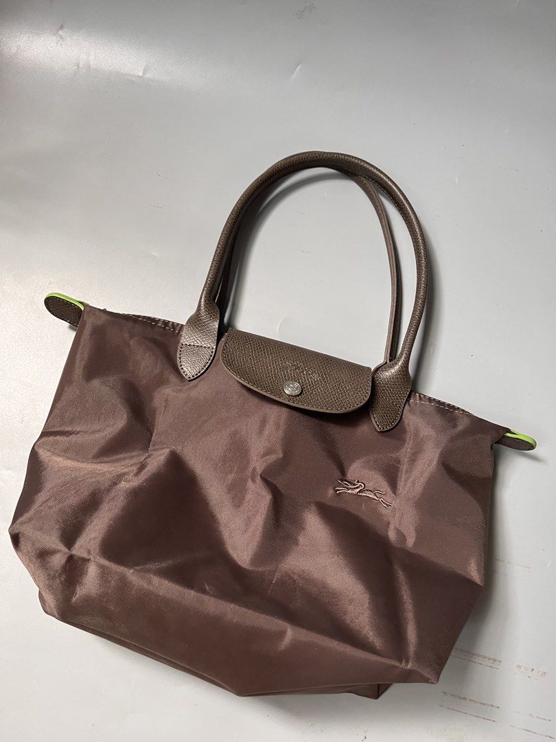 Longchamp terra mocha (Category: Tote Bags) located in San Jacinto. Submitted by kellysthrift_ (Listing ID 1464598854, Image 1). Description: Terra mocha longhandle Lc.