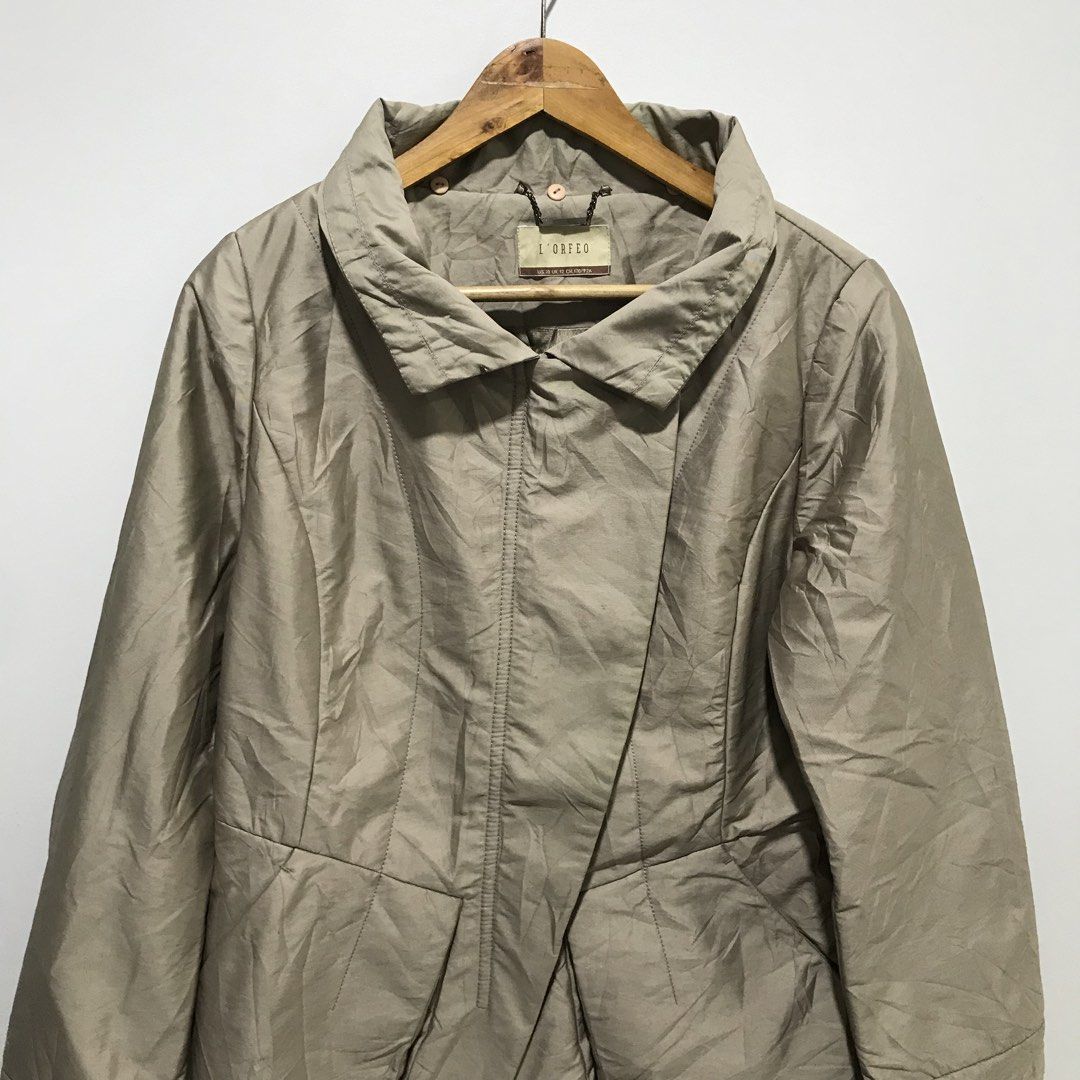 L’ORFEO Dark Beige Jacket | Coat (Category: Coats, Jackets and Outerwear) located in Cavite. Submitted by tanya.valentin (Listing ID 1464690156, Image 2). Description: - 20x27.