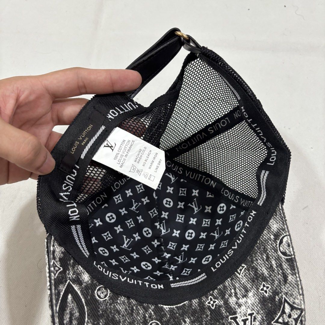 Louis Vuitton Monogram Denim Mesh Baseball Cap (Category: Caps & Hats) located in Cavite. Submitted by itsayaaa (Listing ID 1464698998, Image 2). Description: - Brand: Louis Vuitton - Style: Monogram baseball cap in black and white bleached denim wash - Comfort: Breathable mesh back panels - Hardware: Signature black LV metal logo on the front panel - Fit: Adjustable strap at the back for a custom fit - Condition: Pristine, clean fabric with zero