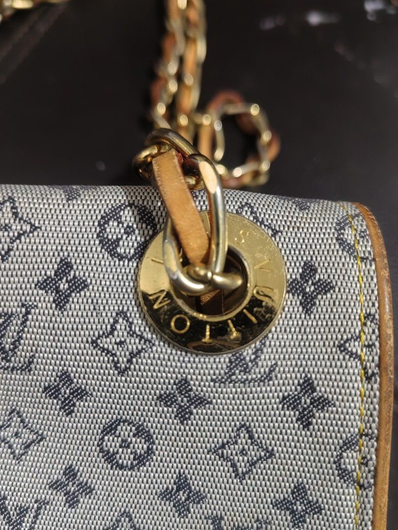 Louis Vuitton Monogram Denim Shoulder Bag (Category: Luxury Bags & Wallets) located in San Pedro. Submitted by charlie0603 (Listing ID 1464669017, Image 2). Description: - Classic Louis Vuitton shoulder bag - Iconic monogram pattern on denim - Leather trim and gold chain strap - Secure buckle closure with leather strap - Versatile for everyday or evening use - Note: Shows some signs of wear on the leather strap and chain.