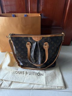(Category: ) located in . Submitted by preloved-relove (Listing ID 1464637752, Image 1). Description: .