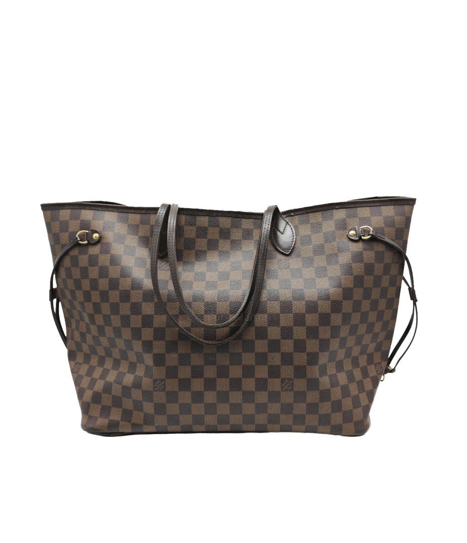 Louis Vuitton Neverfull GM in Damier Ebene Canvas and Gold Hardware (Datecode: TH3079) (Category: Luxury Bags & Wallets) located in Taguig. Submitted by pursemaison (Listing ID 1464674387, Image 1). Description: Louis Vuitton Neverfull GM in Damier Ebene Canvas and Gold Hardware (Datecode: TH3079) Price: Php 83,400.00 Cash Price (Discounted): Php 79,800.00 Condition: Good (8/10) Exterior: Moderate creasing on canvas, minor rubs on corners, top ed
