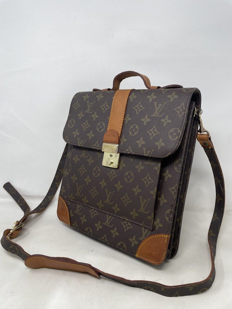 Louis Vuitton Pure Leather Bag From Japan (Category: Luxury Bags & Wallets) located in Tagum. Submitted by tommyfindstagum (Listing ID 1464597559, Image 2). Description: For sale: Louis Vuitton Pure Leather Bag From Japan In great condition Made of pure leather, all buttons have engraved LV brand Not sure if authentic but it has a very good quality and leather and it’s from Japan 1850 pesos only Tagum city location, can ship anywhere through Flas