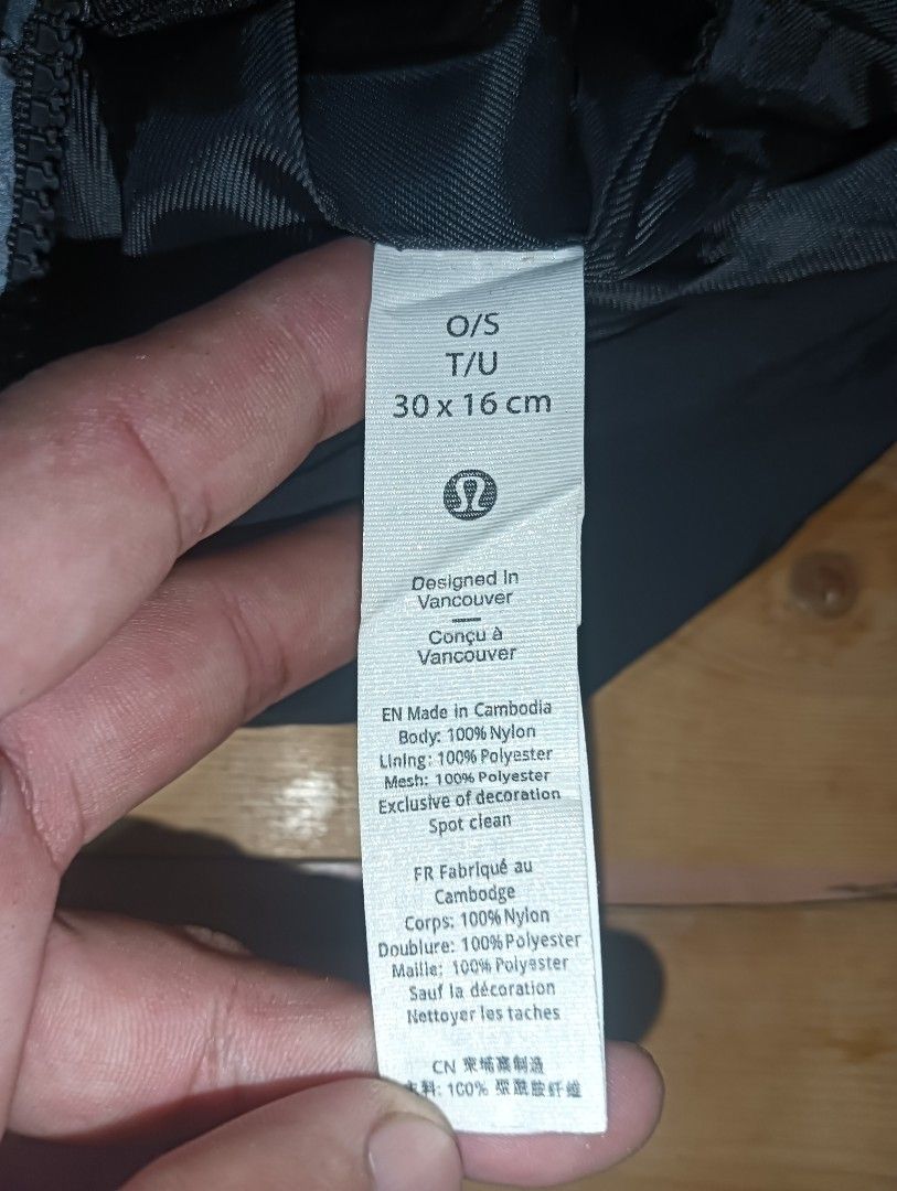 Lululemon Everywhere Belt Bag Black (Category: Belt bags, Clutches and Pouches) located in Taguig. Submitted by dandanathriftshop (Listing ID 1464639035, Image 3). Description: - Authentic Black Lululemon Belt Bag - Versatile for everyday use or workouts - Adjustable strap for a comfortable fit - Secure zipper closure with a reflective stripe - Made in Cambodia - Dimensions: 30 cm x 16 cm - Care instructions: Spot clean only.