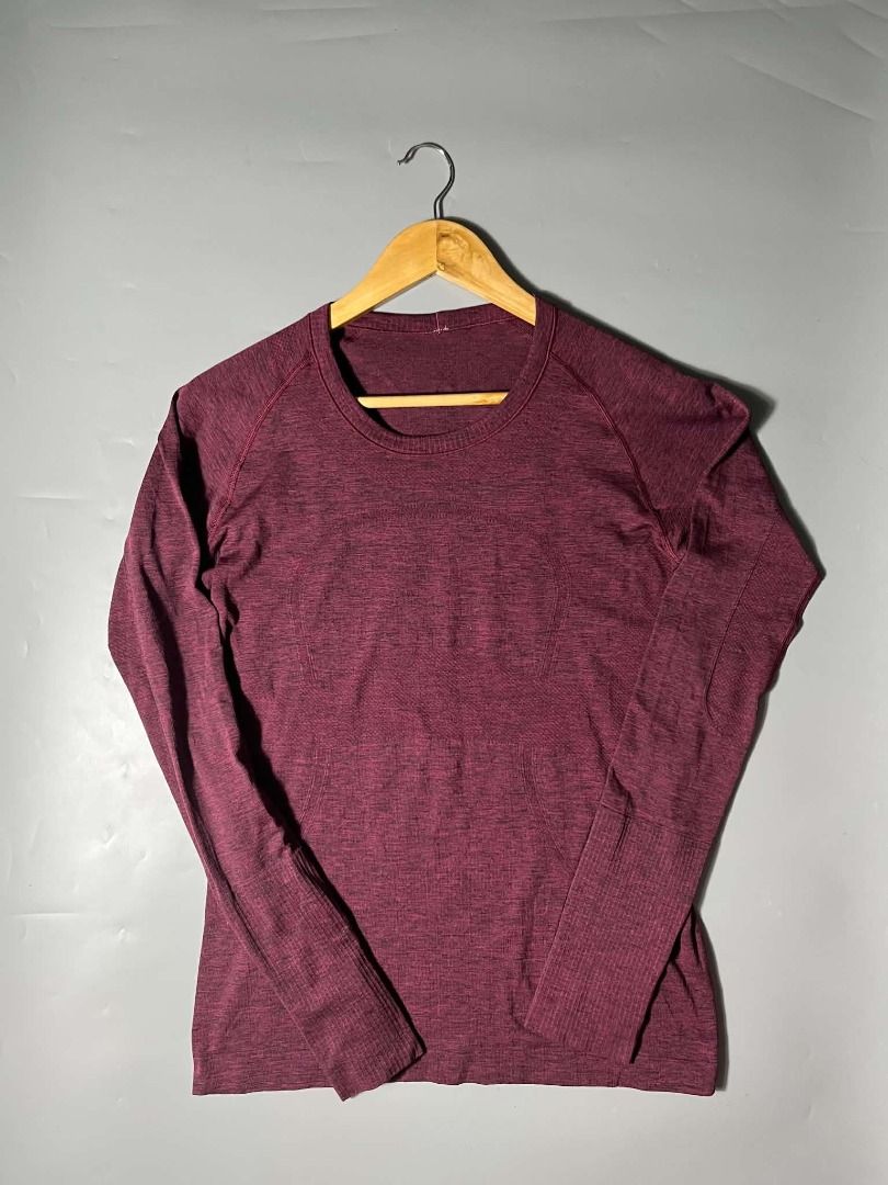 Lululemon Longsleeve (Dri Fit) (Category: Longsleeves) located in General Santos City (Dadiangas). Submitted by arjay_genita (Listing ID 1464768366, Image 1). Description: Lululemon Longsleeve (Dri Fit) ‼️Size Small (18/25) ‼️Excellent condition ‼️Color rate 9.5./10 ‼️Cut Tags.