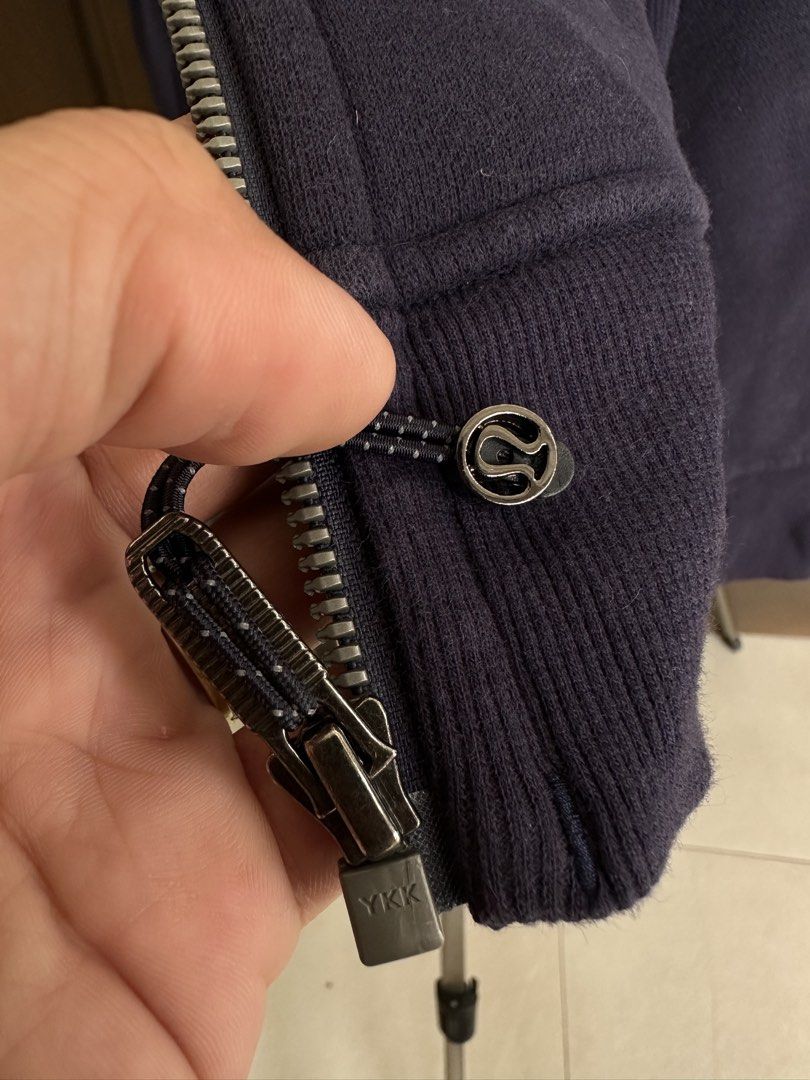 Lululemon Scuba Jacket (Category: Coats, Jackets and Outerwear) located in Baliuag. Submitted by thrift.king.ph (Listing ID 1464768968, Image 3). Description: Lululemon Scuba Jacket In good condition W 15.5 L 23.5.